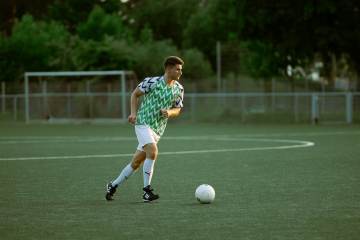 巴因迪尔发文感谢曼联球迷，开启人生新篇章（配图示意）