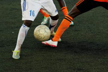 梅西接班人难翻身！巴萨前场人满为患，赶紧走吧！（配图示意）