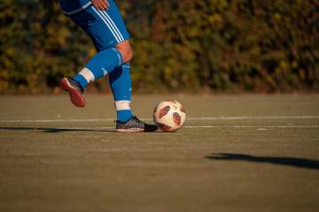 迪巴拉表态愿降薪续约罗马，搁置博卡报价（配图示意）